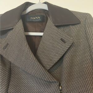 Dana Buchman blazer/ suit jacket